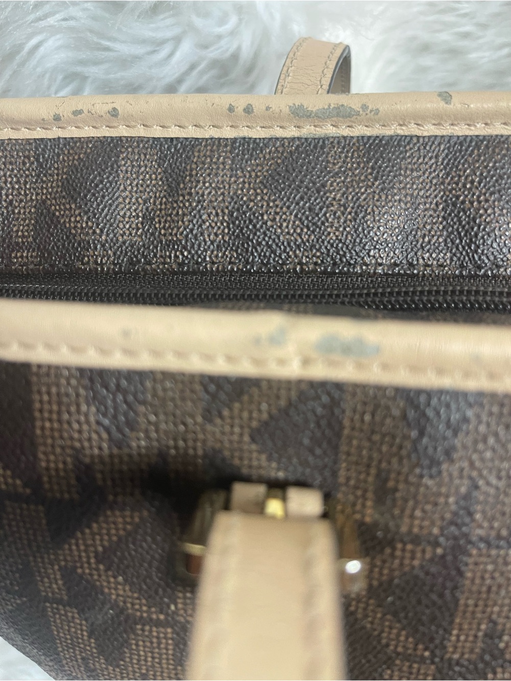 Michael Kors Brown MK Logo Tote with leather Beige Trim& straps - Picture 12 of 13